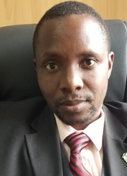 New twist as policewoman is held for attack on lawyer