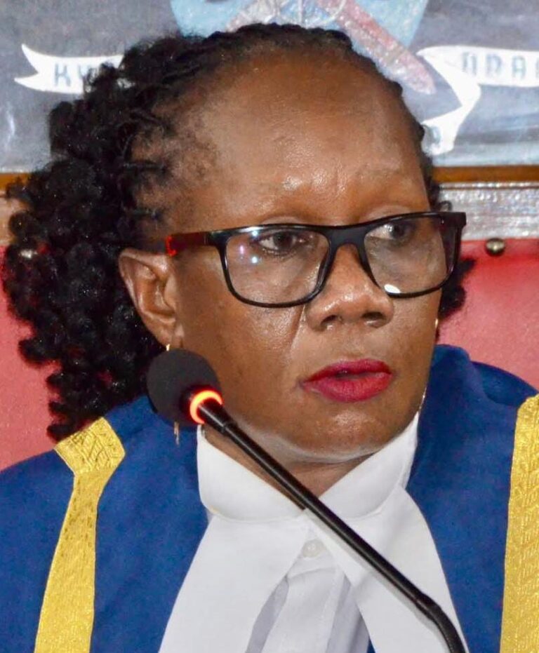 Wiper Fans a Useless War on its County Speakers