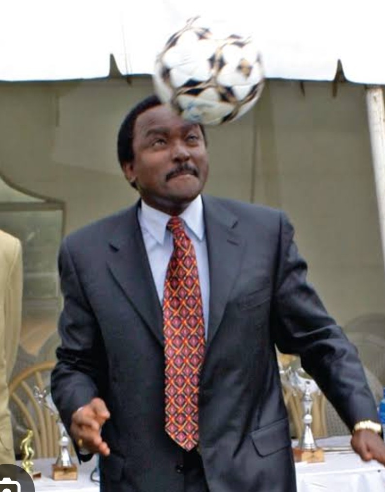 Kalonzo Rebukes Wavinya in Public